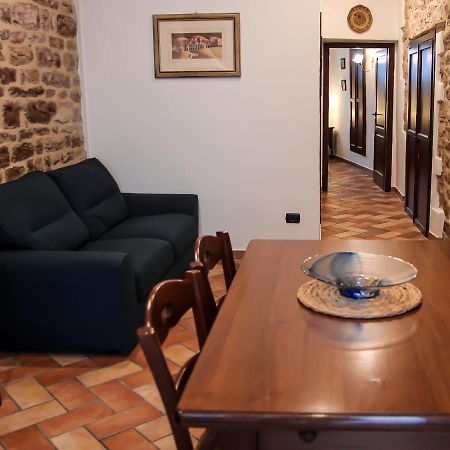 Apartmán Casa Armanni - La Tua Casa Di Pietra Gubbio Exteriér fotografie